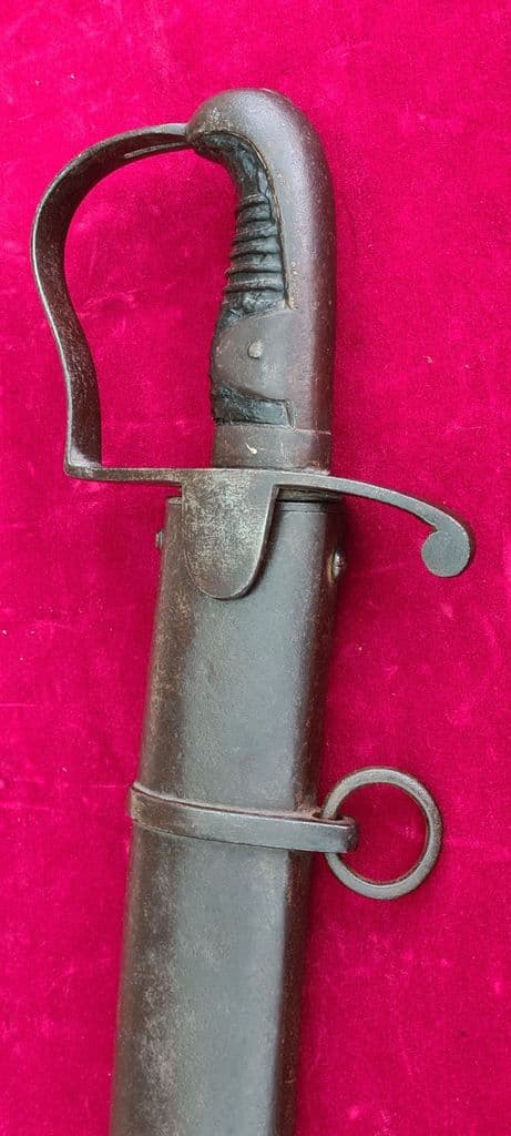 A 1796 pattern cavalry sword CARRIED BY BRITISH LIGHT DRAGOONS during Peninsular campaigns. Ref 4072